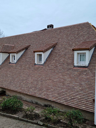 Couvreur sur toiture à Saint-Nom-La-Bretèche (78860)